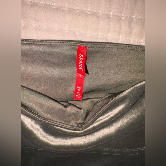 NWT Spanx Velvet leggings in Dark Palm size L - Picture 4 of 4